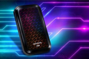 ADATA SE770G USB-C 3.2 GEN 2 KLS SSD MEGHAJT 1TB FEKETE